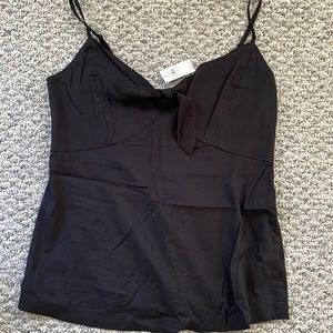 NWT: old navy knotted tank top